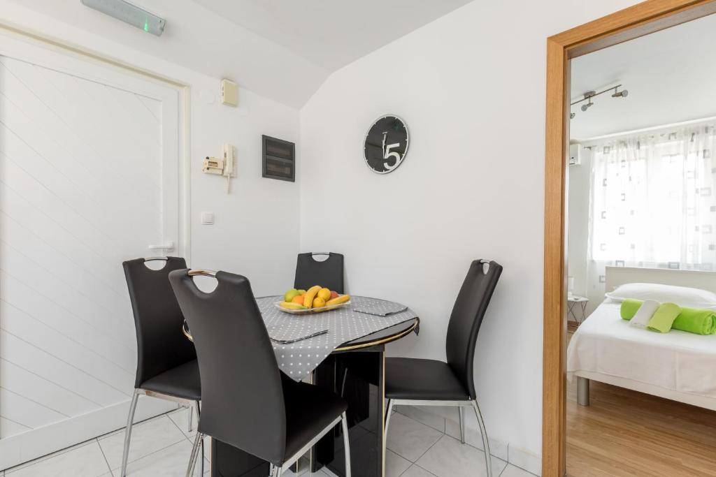 Posteľ alebo postele v izbe v ubytovaní Apartmant Centar Split
