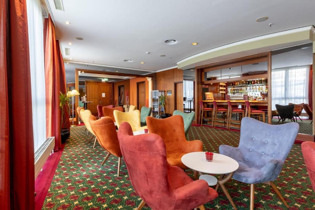 Trip Inn Frankfurt Nordwestzentrum - Resim 26