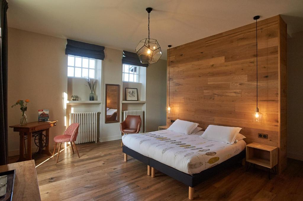 Postel nebo postele na pokoji v ubytování B&B Clerval - Maison d'hôtes et Gîtes