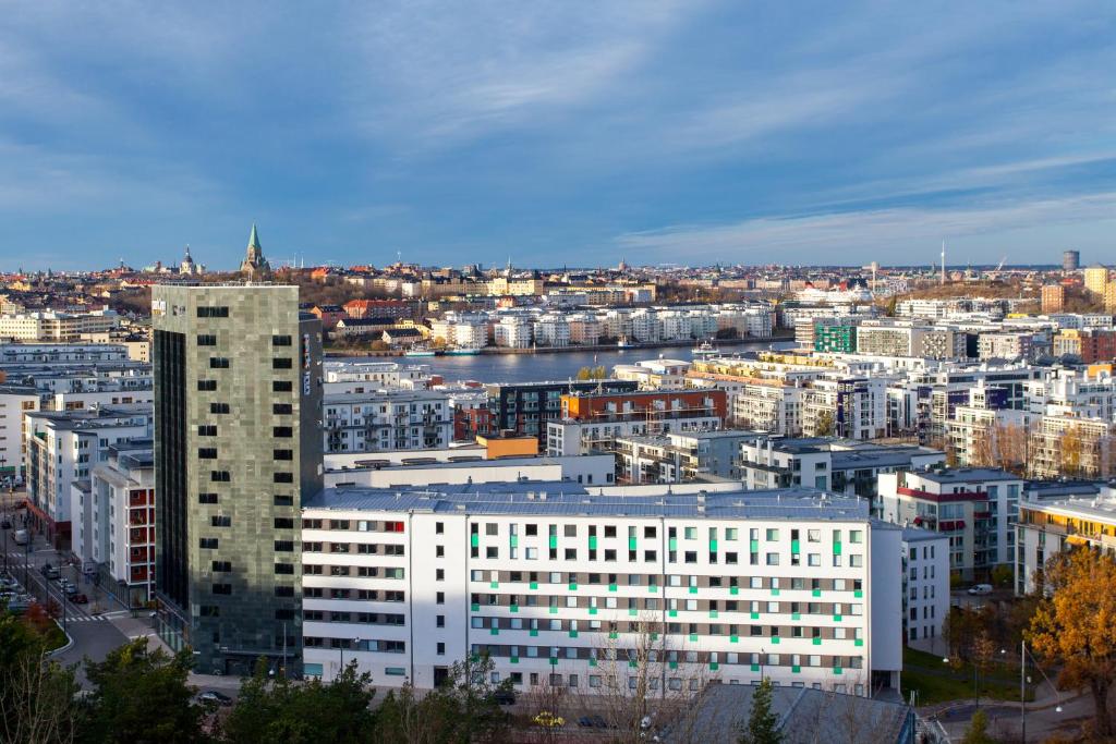 Nespecifikovaný výhled na destinaci Stockholm nebo výhled na město při pohledu z aparthotelu