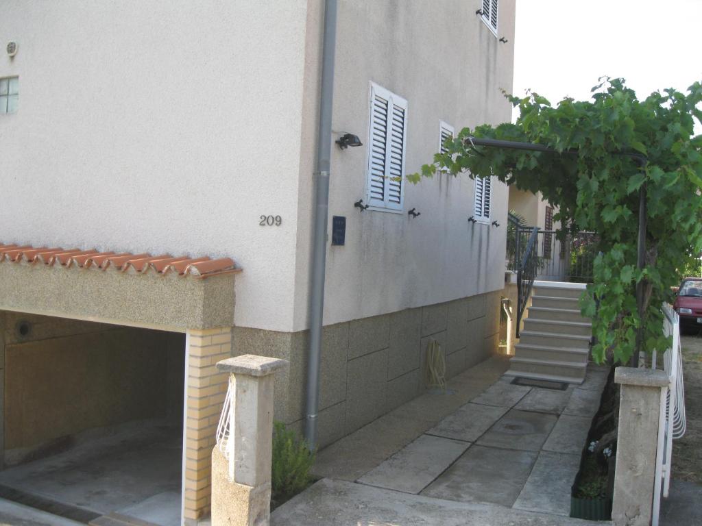 Fotografie z fotogalerie ubytování Apartman Belamarić v destinaci Grebaštica