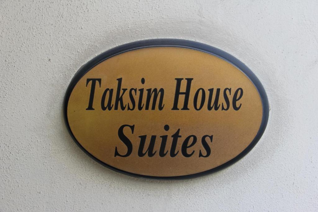 Certifikát, hodnocení, plakát nebo jiný dokument vystavený v ubytování Taksim House Suites
