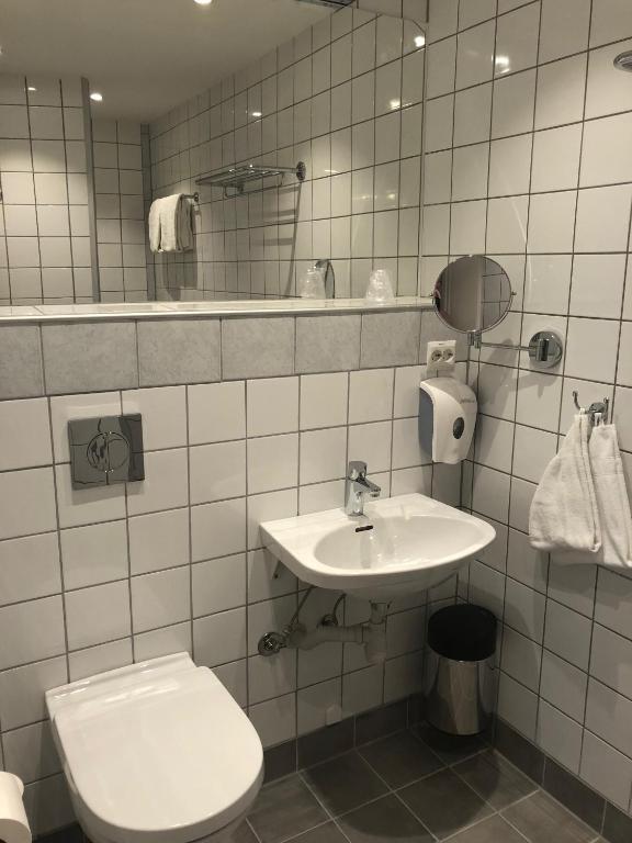 Koupelna v ubytování Hjelle Hotel