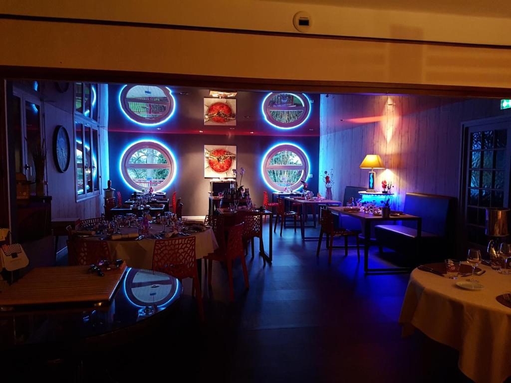 Restaurace v ubytování Relais Vosgien - Hôtel Restaurant "la Table de Sophia"