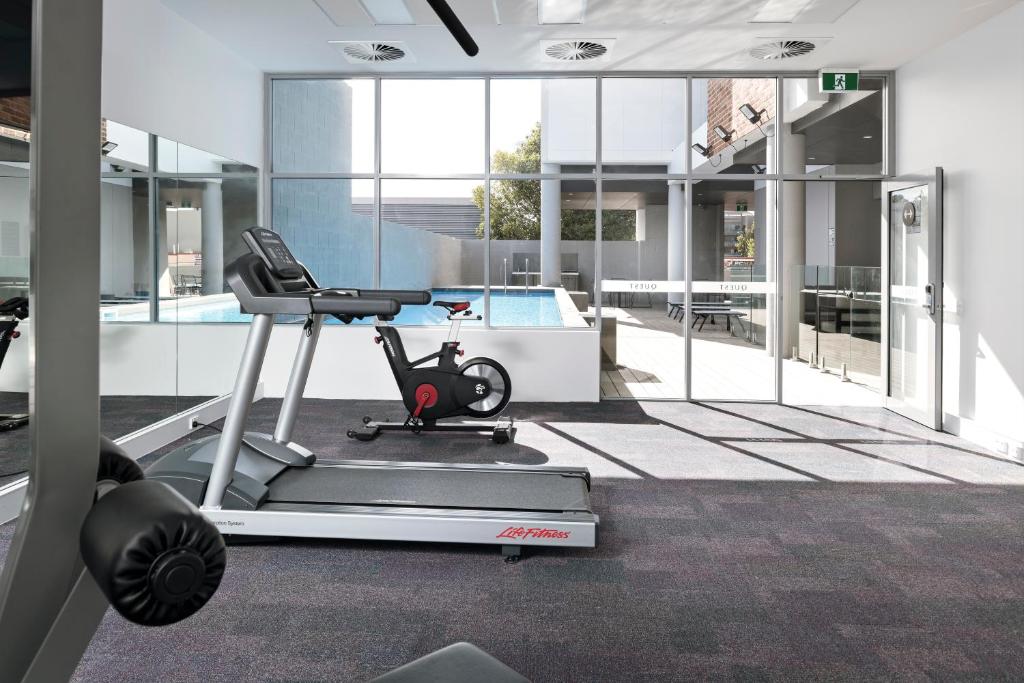 Fitness centrum a/nebo fitness zařízení v ubytování Quest Midland