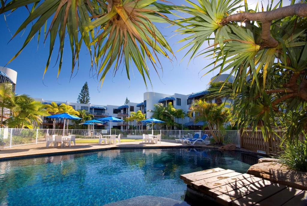 Bazén v ubytování Headland Tropicana Resort nebo v jeho okolí