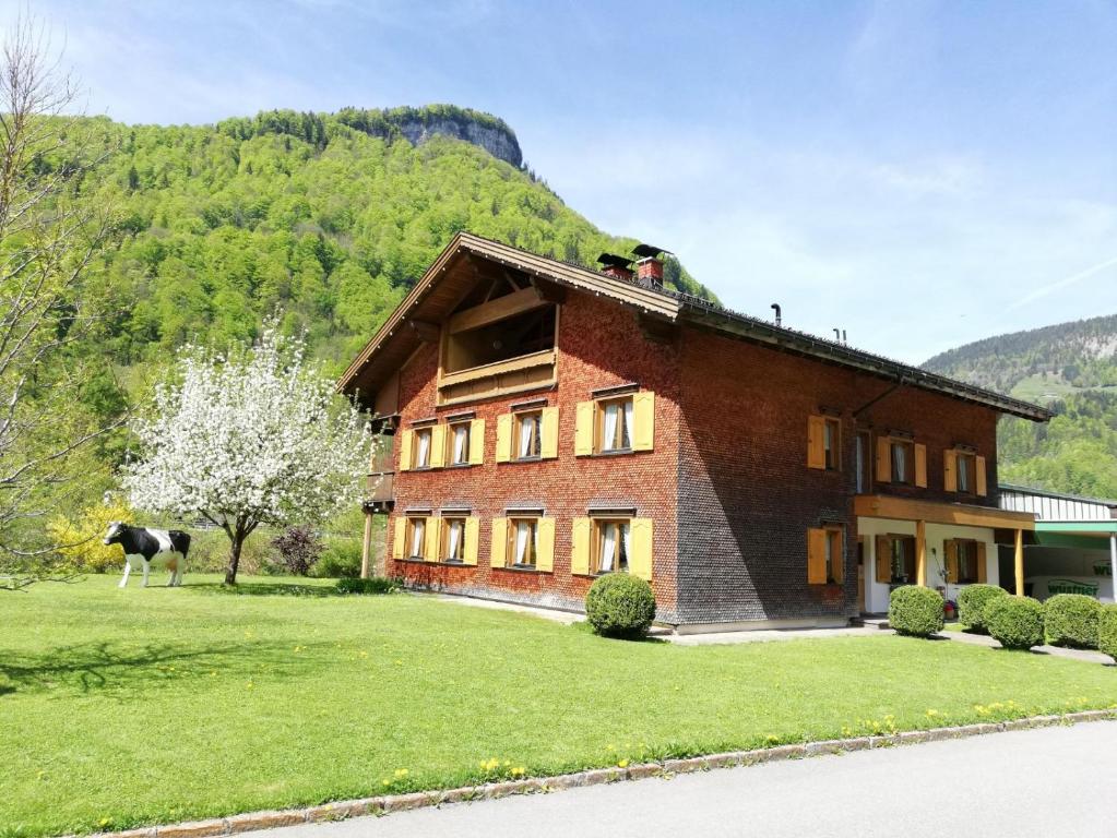 Výhľad na hory alebo výhľad na hory priamo z apartmánu