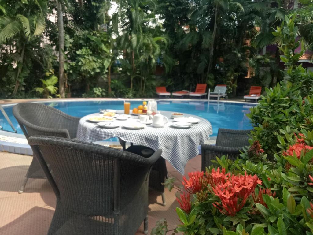 Bazén v ubytování Wilson Ayurvedic Beach Resorts nebo v jeho okolí