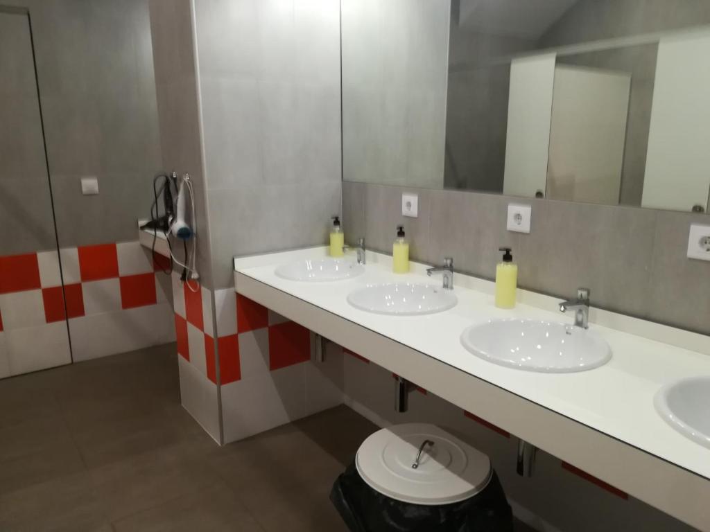 Koupelna v ubytování Albergue Milladoiro