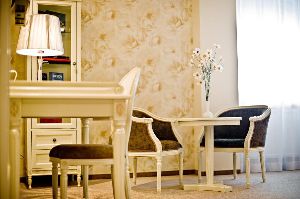 Hotel Prezydencki 4-star - Resim 13