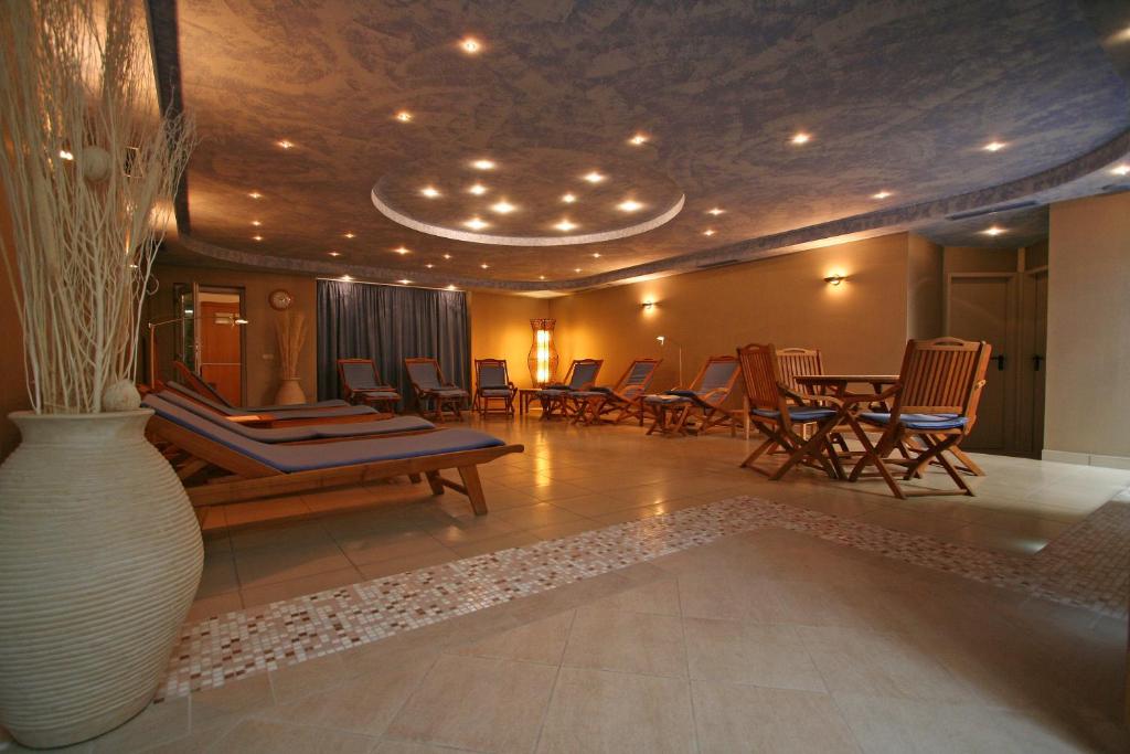 Posedenie v ubytovaní Tornácos Hotel - Hegykő
