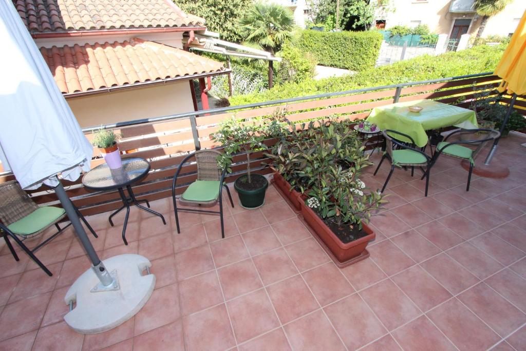Balkon lub taras w obiekcie Apartments Sorriso