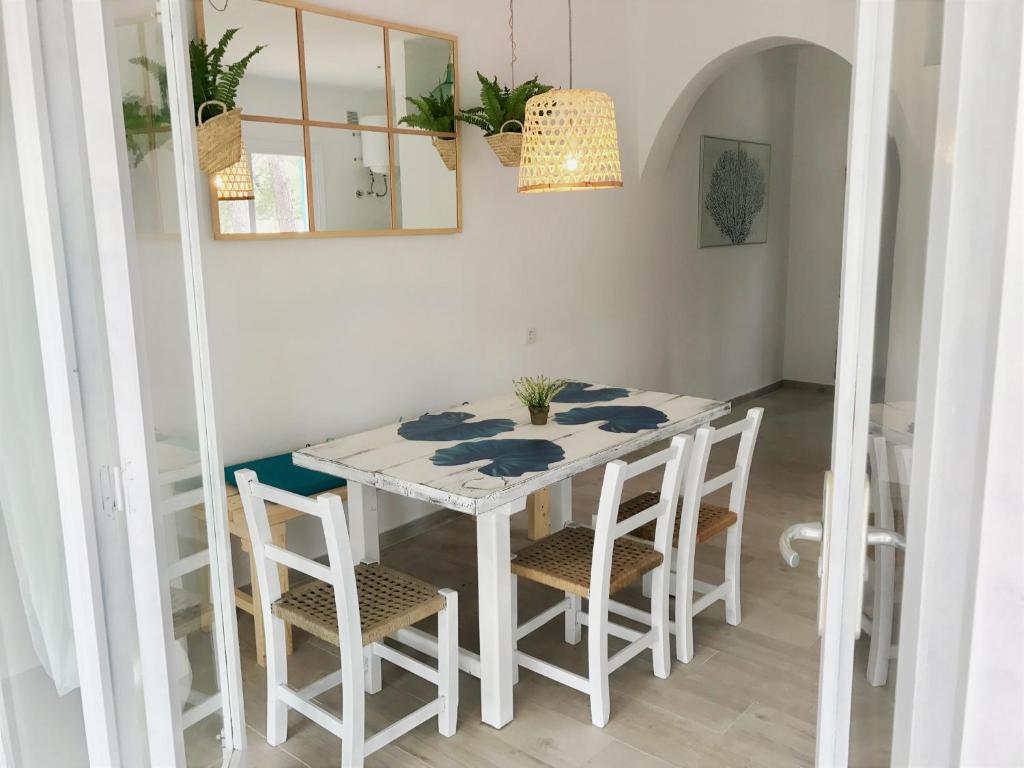 Fotografie z fotogalerie ubytování Cabaña Cala Saona v destinaci Sant Francesc Xavier