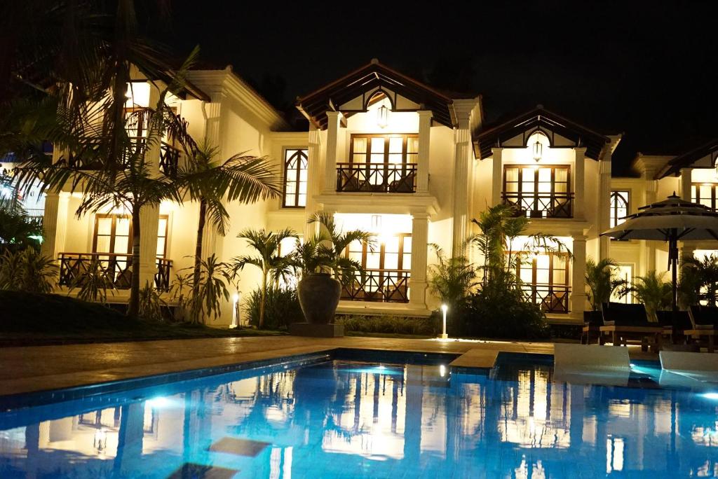 Het zwembad bij of vlak bij Andores Resort And Spa - Calangute