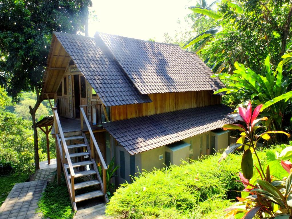 Prashanti Bali - Photo 5