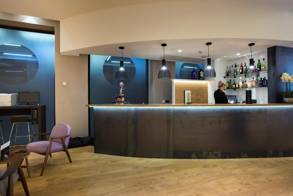 Lounge alebo bar v ubytovaní Catalonia Plaza Mayor Salamanca