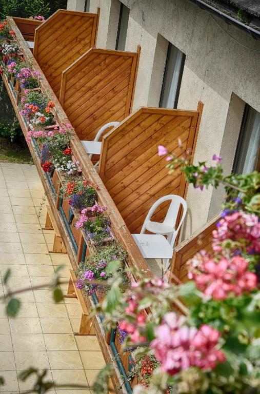 Balkón nebo terasa v ubytování Logis Murtel