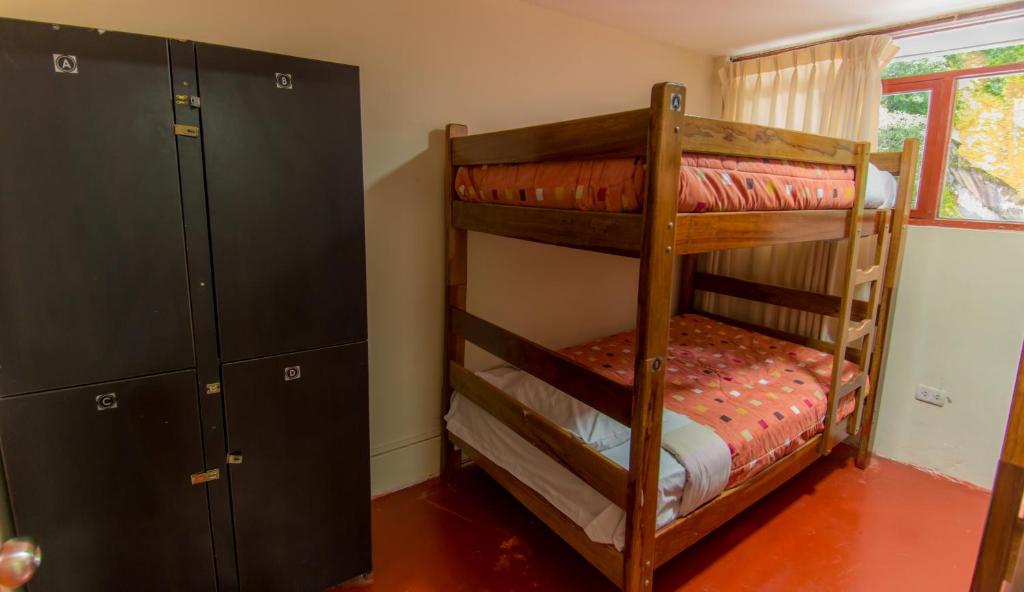 Casa Machu Picchu Hostel - Standard Twin Room With Shared Bathroom