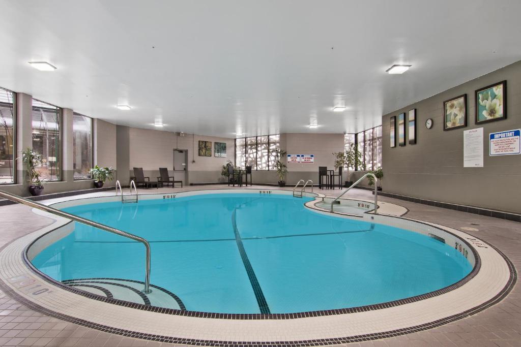 Best Western Premier Calgary Plaza Hotel & Conference Centre - Resim 27