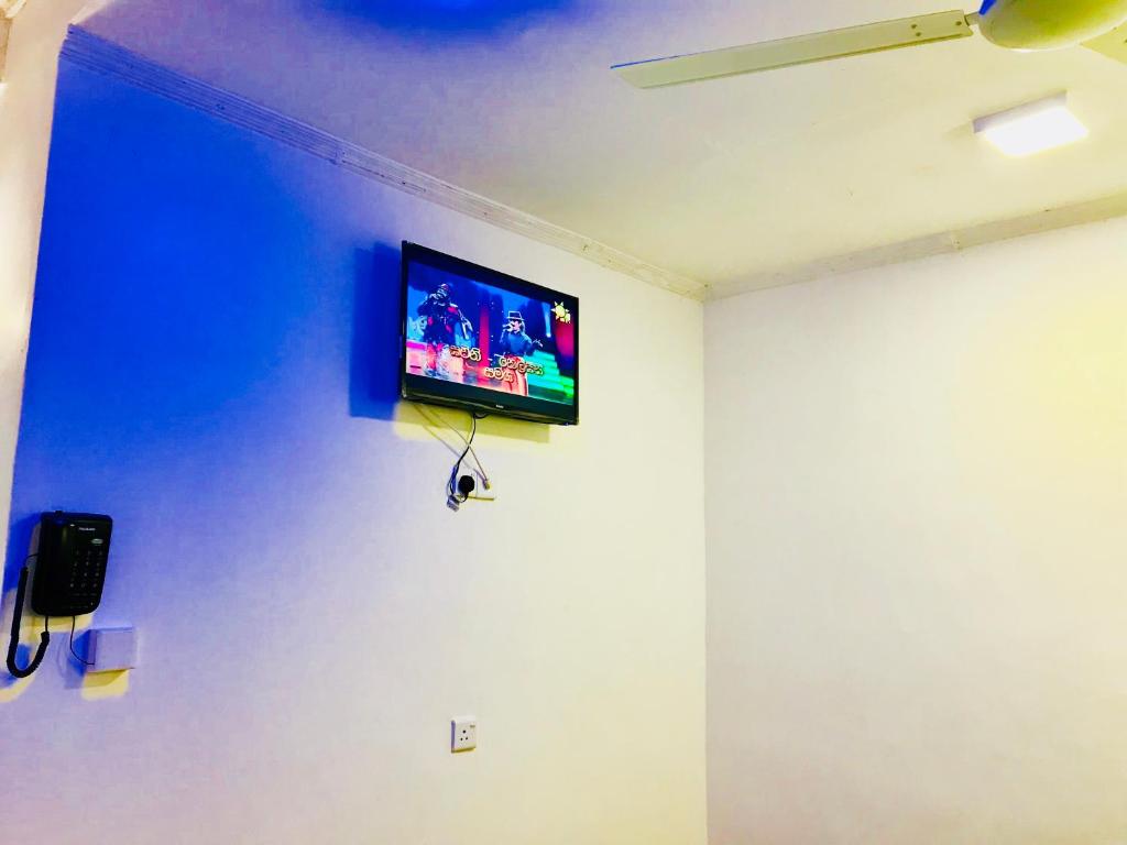 TV a/nebo společenská místnost v ubytování Travellers Halt