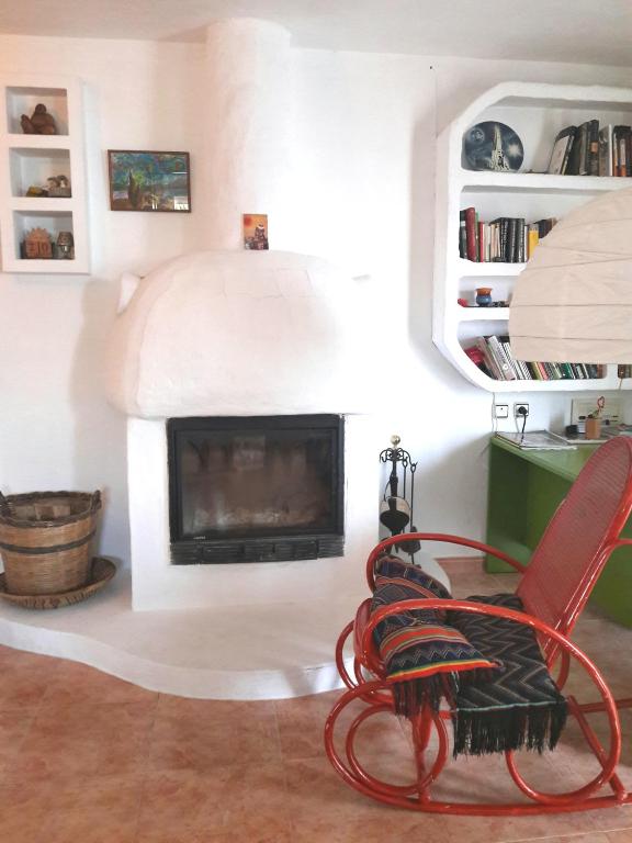 A seating area at La Casa de la Lluna