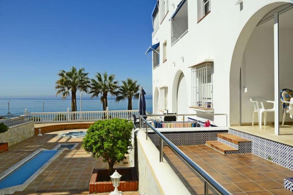 Nice apartment in Fuentes de Nerja