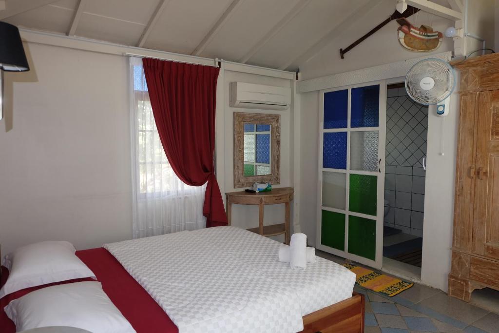 Villa Isabella Putri B&B - Deluxe Double Room With Sea View