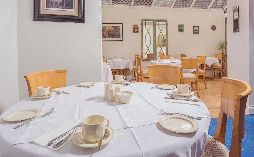 Restaurace v ubytování Abbey Lodge