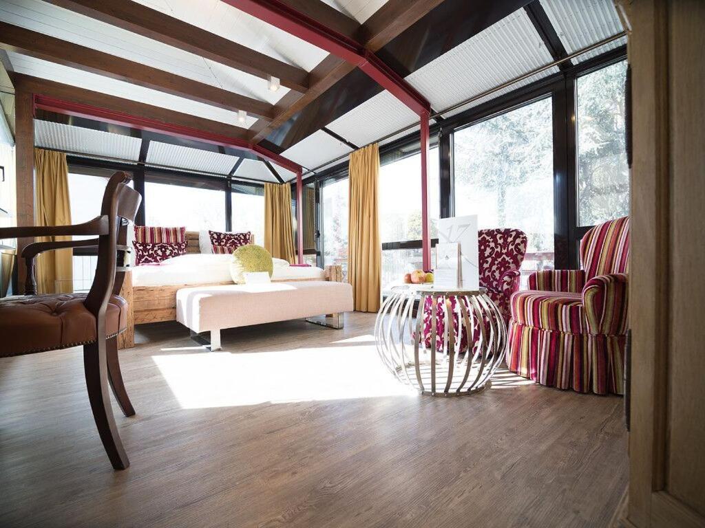 Hotel Restaurant Krehl's Linde - Resim 5