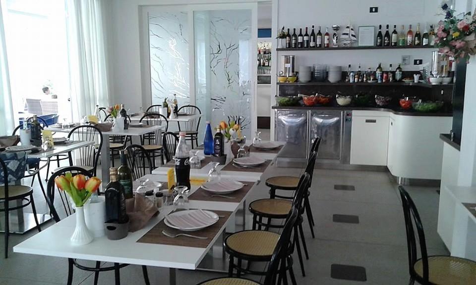 Nápoje v ubytování Hotel Amedeo