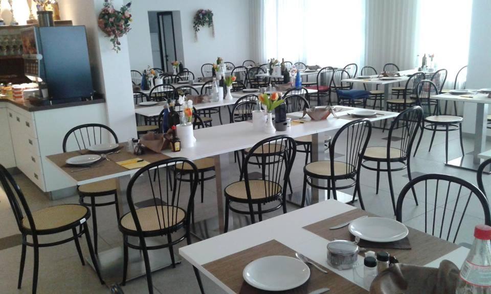 Restaurace v ubytování Hotel Amedeo