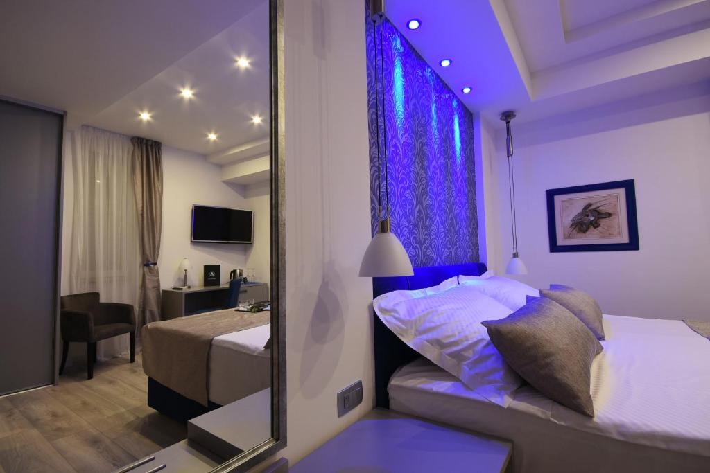 Argenta Luxury Room - Deluxe King Room