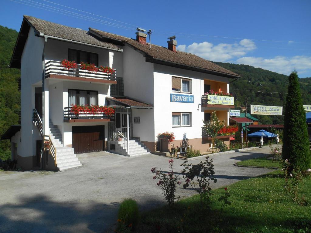 Motel Bavaria - Classic Quadruple Room
