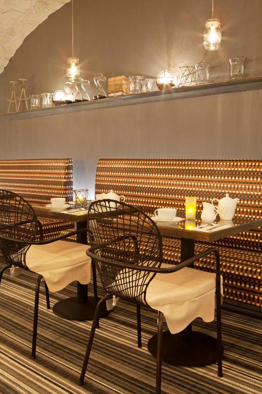 Hôtel Thérèse - Resim 40