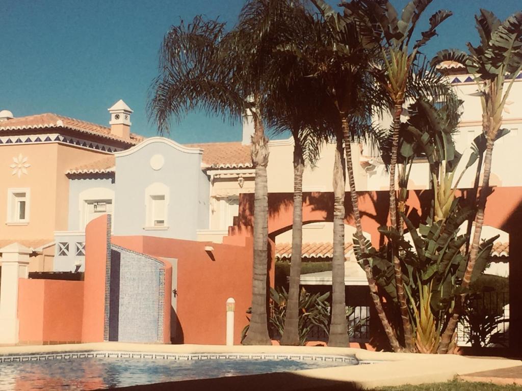 Bygningen som feriehuset ligger i