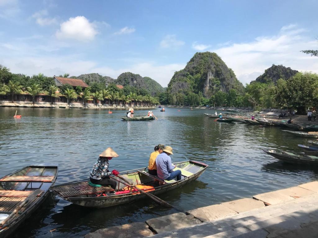 Tam Coc Tropical Homestay - 11