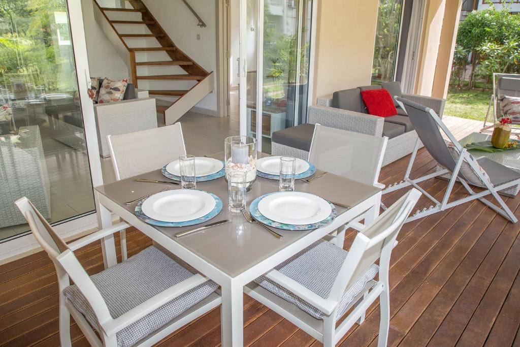 Balkón nebo terasa v ubytování Villas Coco Beach Praslin