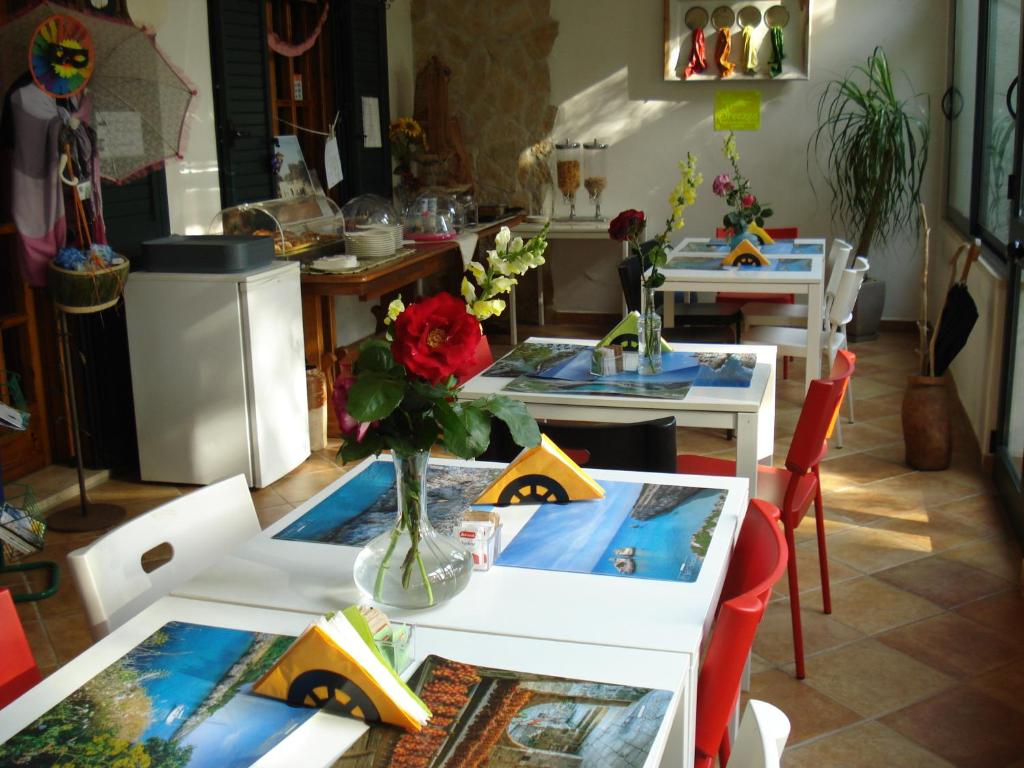 Restaurace v ubytování Breezes B&B