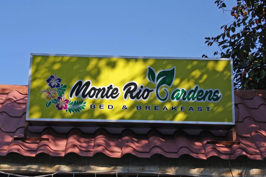 Imagem da galeria de Monte Rio Gardens Bed & Breakfast em Alaminos