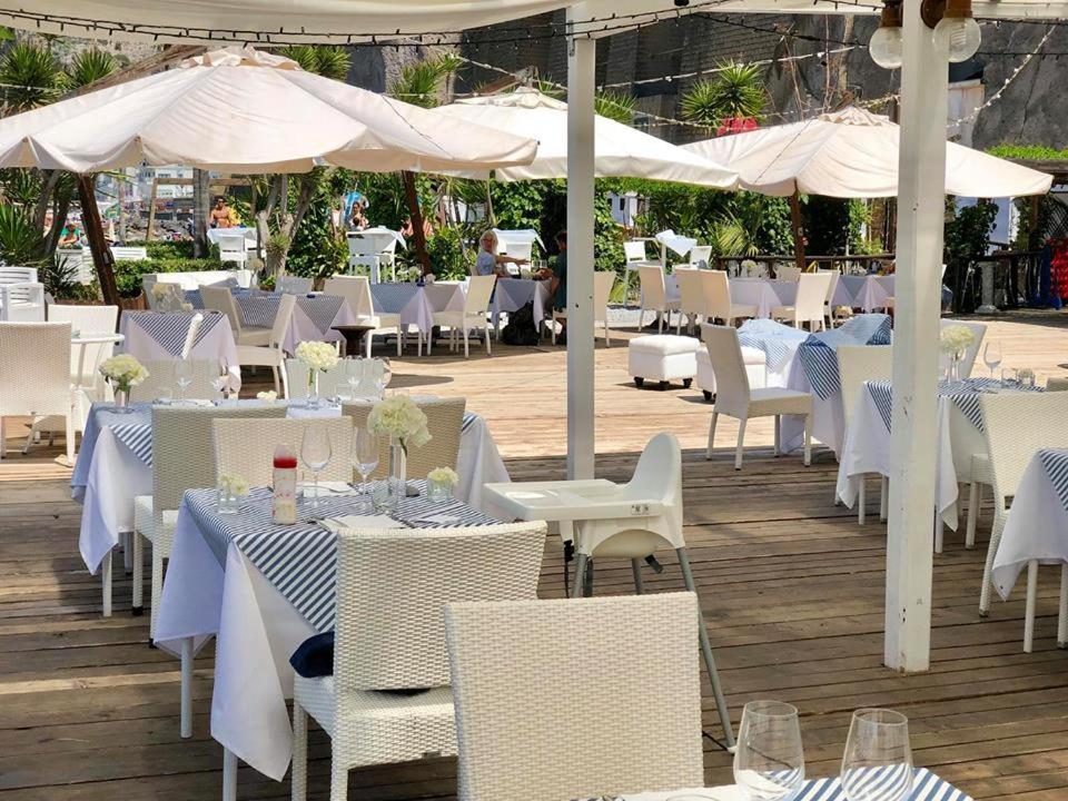 Restaurace v ubytování Sorrento Coast Relais