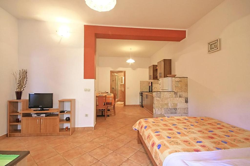 Accomodation Suran 2 - 10