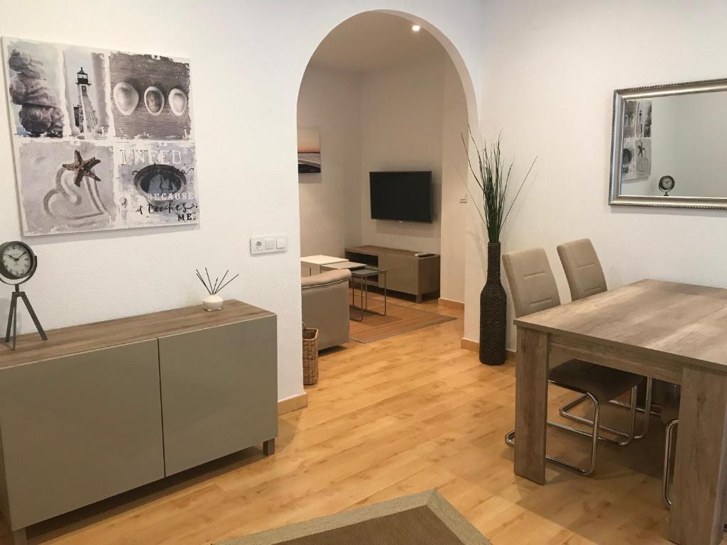 Μια τηλεόραση ή/και κέντρο ψυχαγωγίας στο Victoria Albir