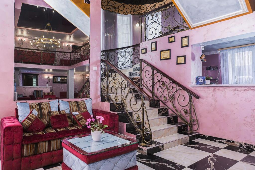 Viktoria Hotel - Housity