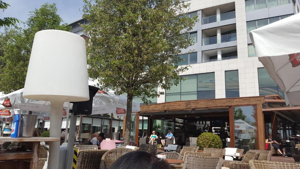 Panorama City - Spacious apartment near EUROVEA - Делюкс квартира