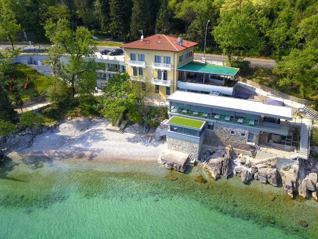 Příroda nedaleko hotelu