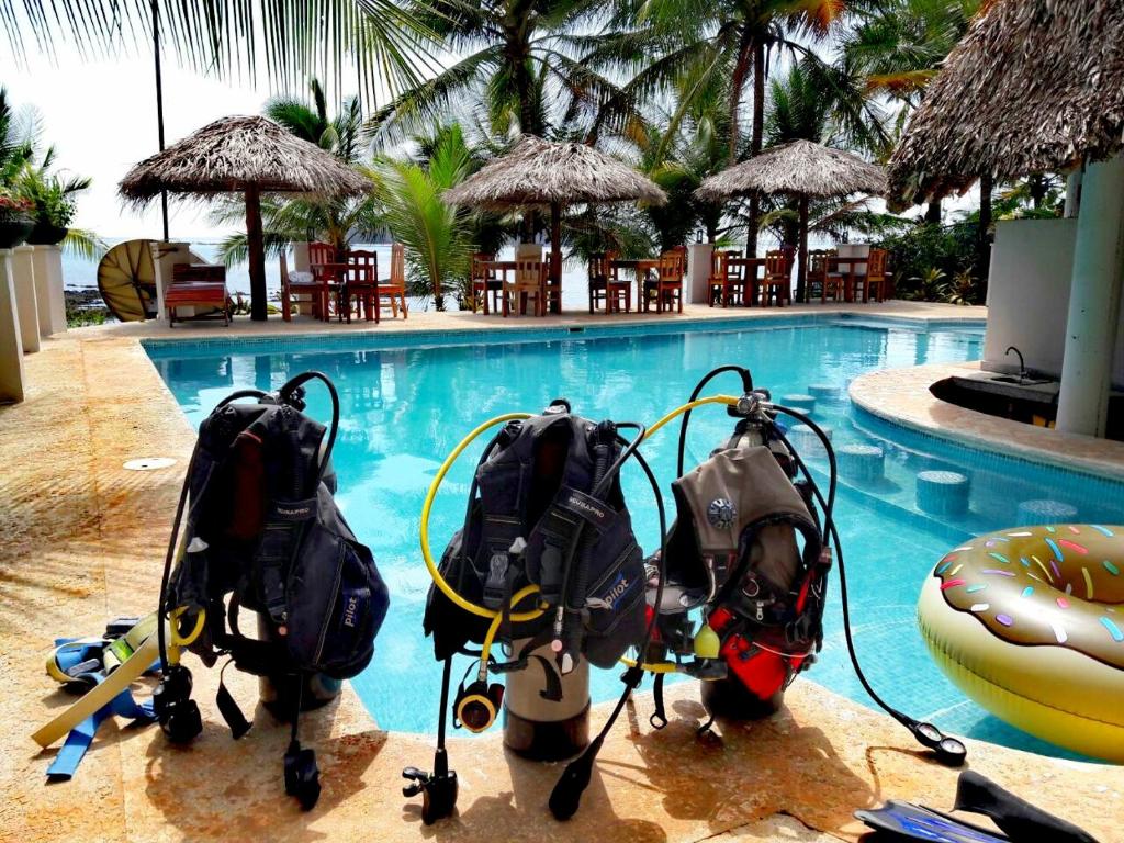 Bazén v ubytování Vista Coiba Villas & Restaurant nebo v jeho okolí