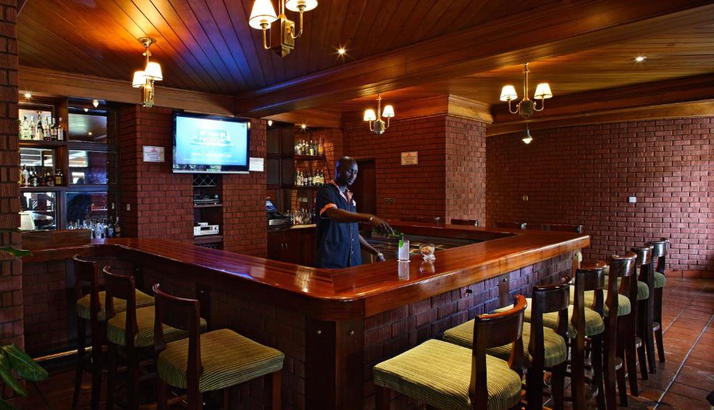 Lounge nebo bar v ubytování Sarova Panafric Hotel