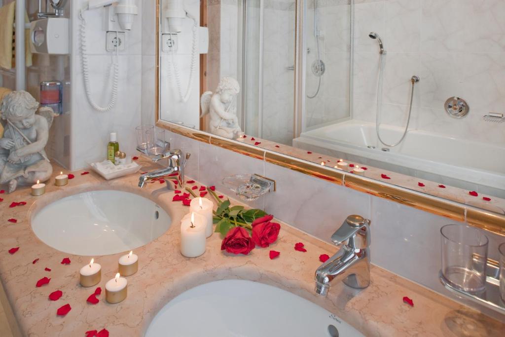 Koupelna v ubytování Hotel Jagdhof Bed & Breakfast