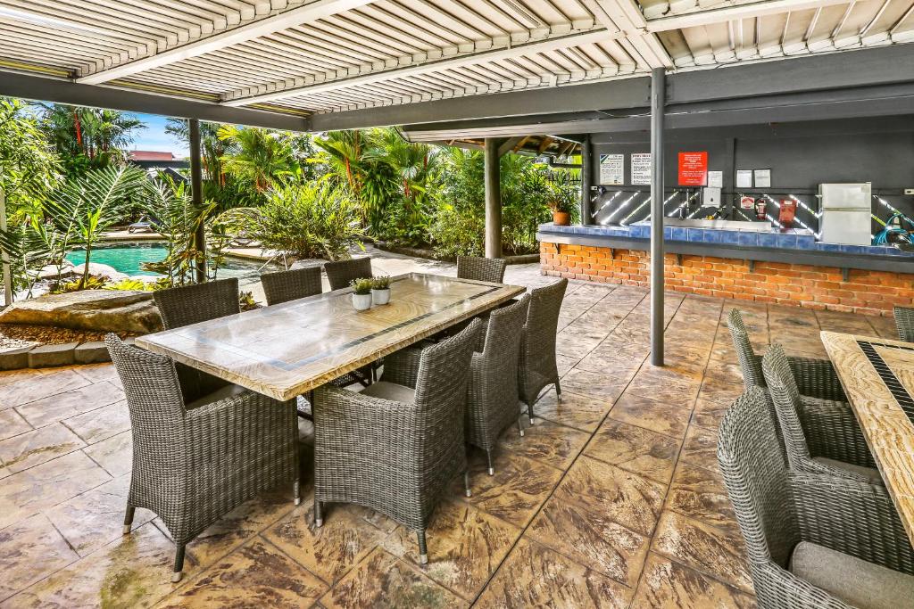 Cascade Gardens - Resim 30