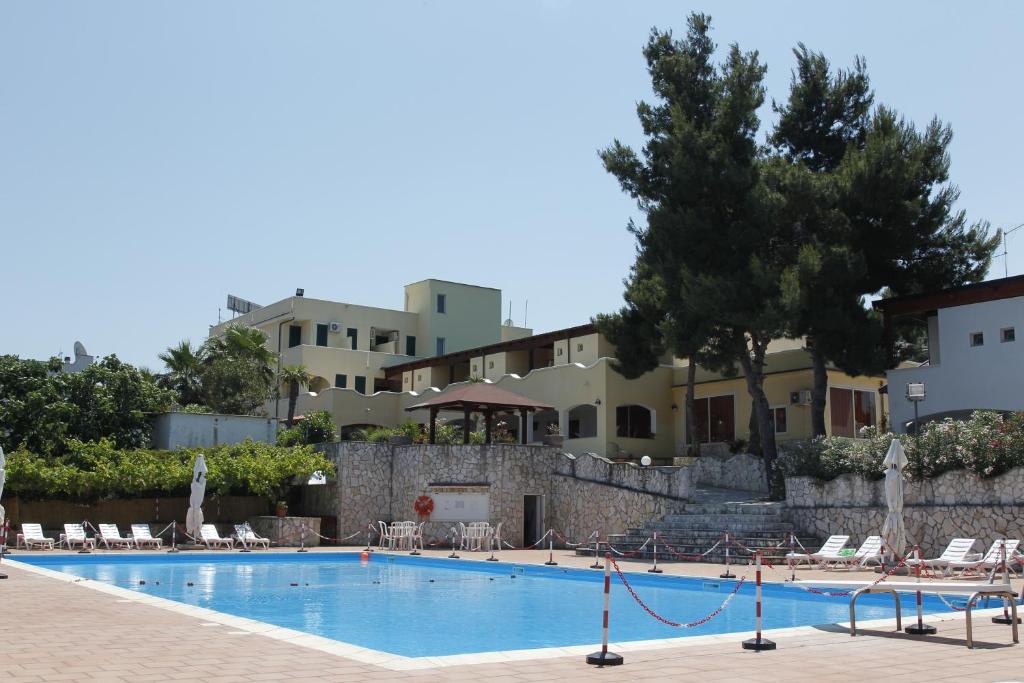 Bazén v ubytovaní Hotel Club Bellavista alebo v jeho blízkosti